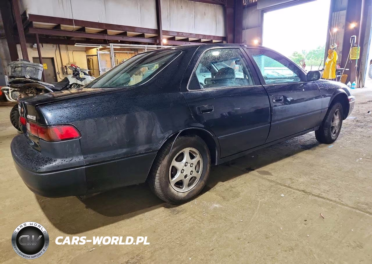 1997 Toyota Camry Le VIN:4T1BG22KXVU129129 - 3