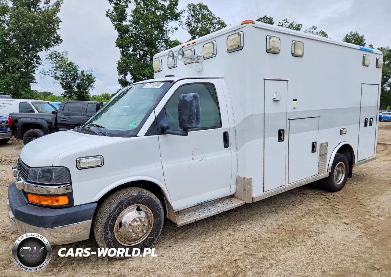 2008 Chevrolet Express G3 - Ambulance – zdjęcie 1 z 13