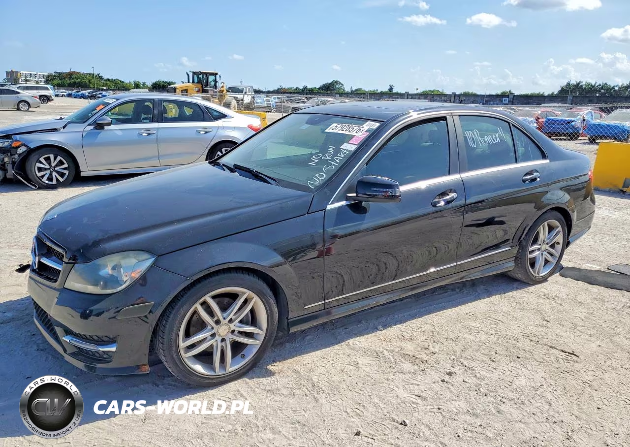 2014 Mercedes-Benz C 250