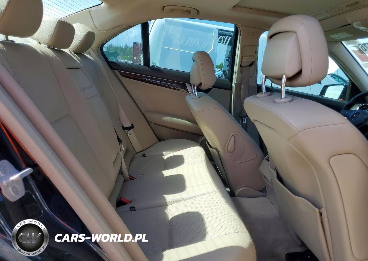 2014 Mercedes-Benz C 250 VIN:WDDGF4HB7EA933069 - 10