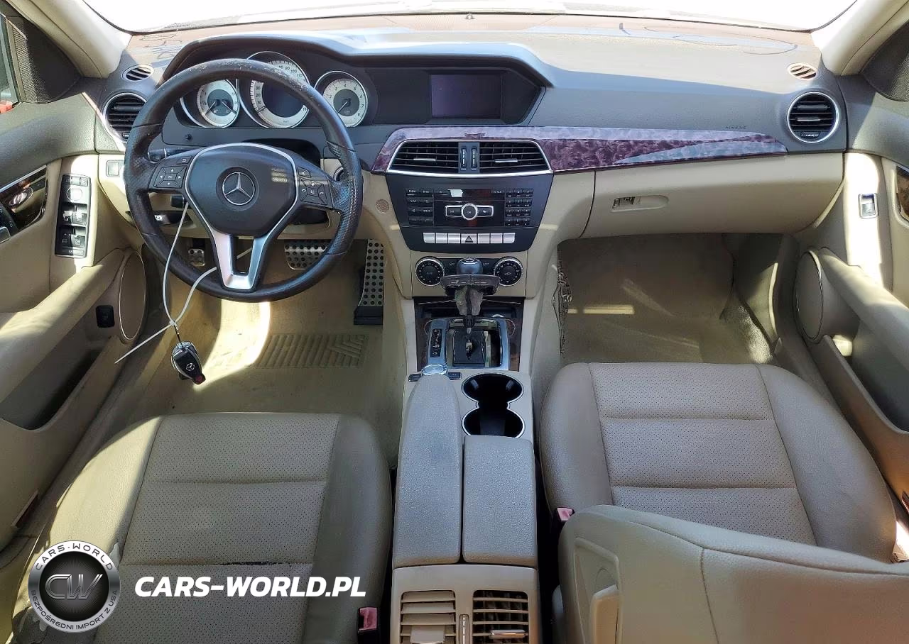2014 Mercedes-Benz C 250 VIN:WDDGF4HB7EA933069 - 8