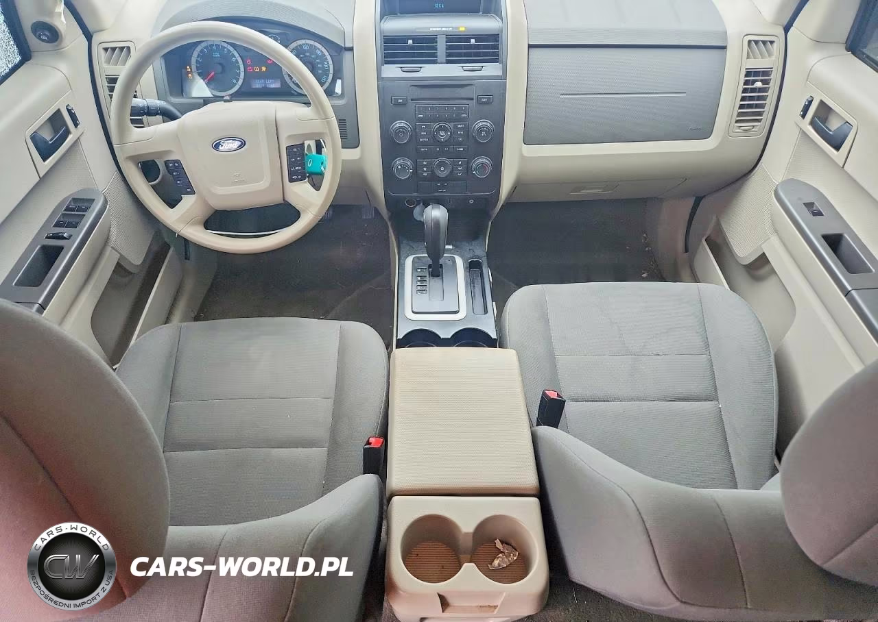 2012 Ford Escape Xls VIN:1FMCU9C79CKA33789 - 8