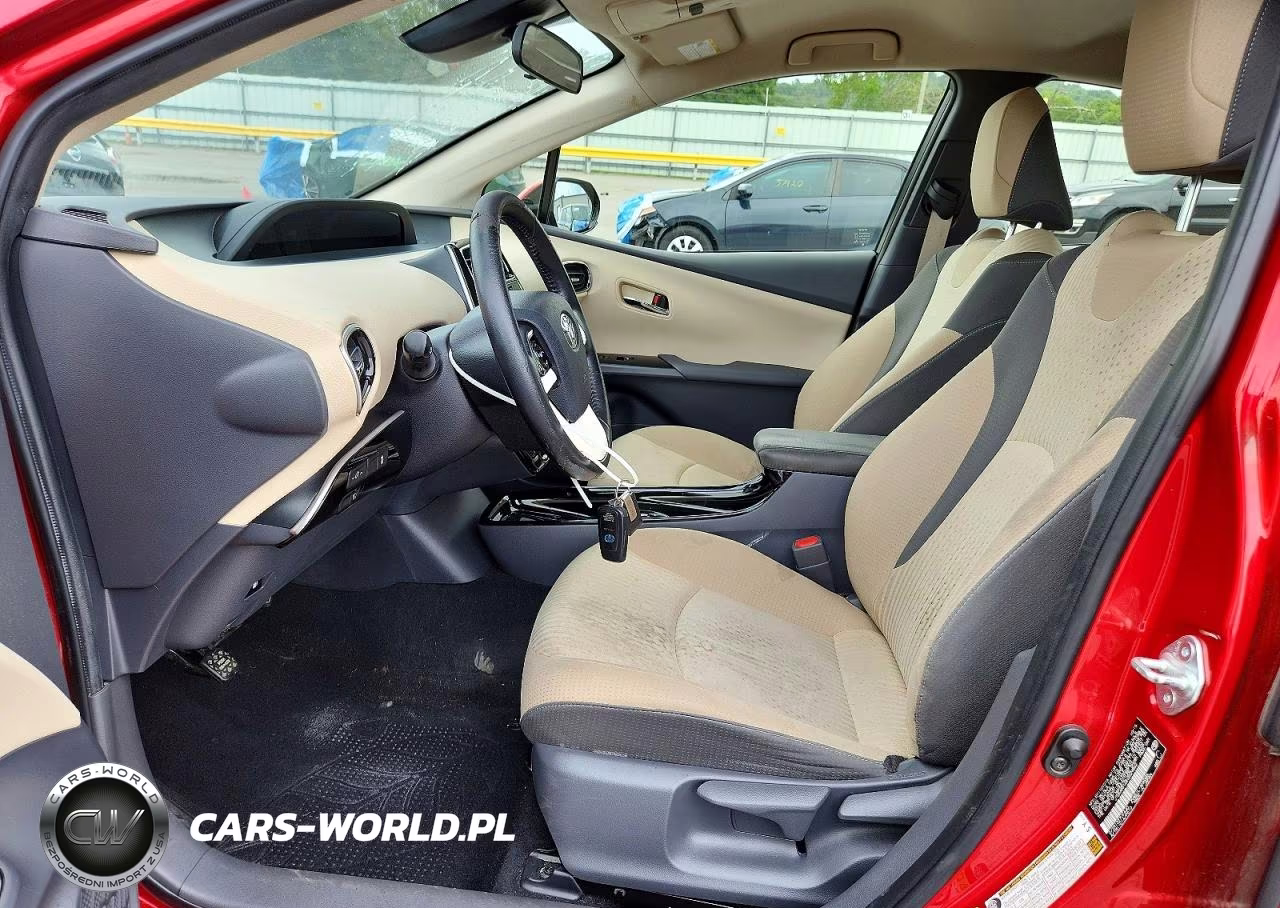 2017 Toyota Prius Three VIN:JTDKARFU3H3529862 - 7