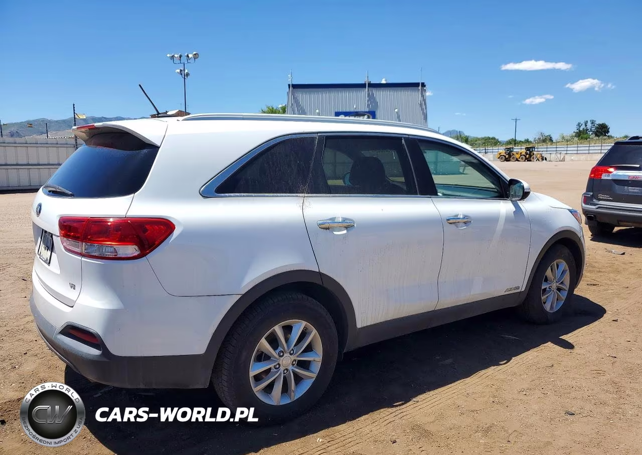 2016 Kia Sorento Lx V6 VIN:5XYPGDA58GG132066 - 3
