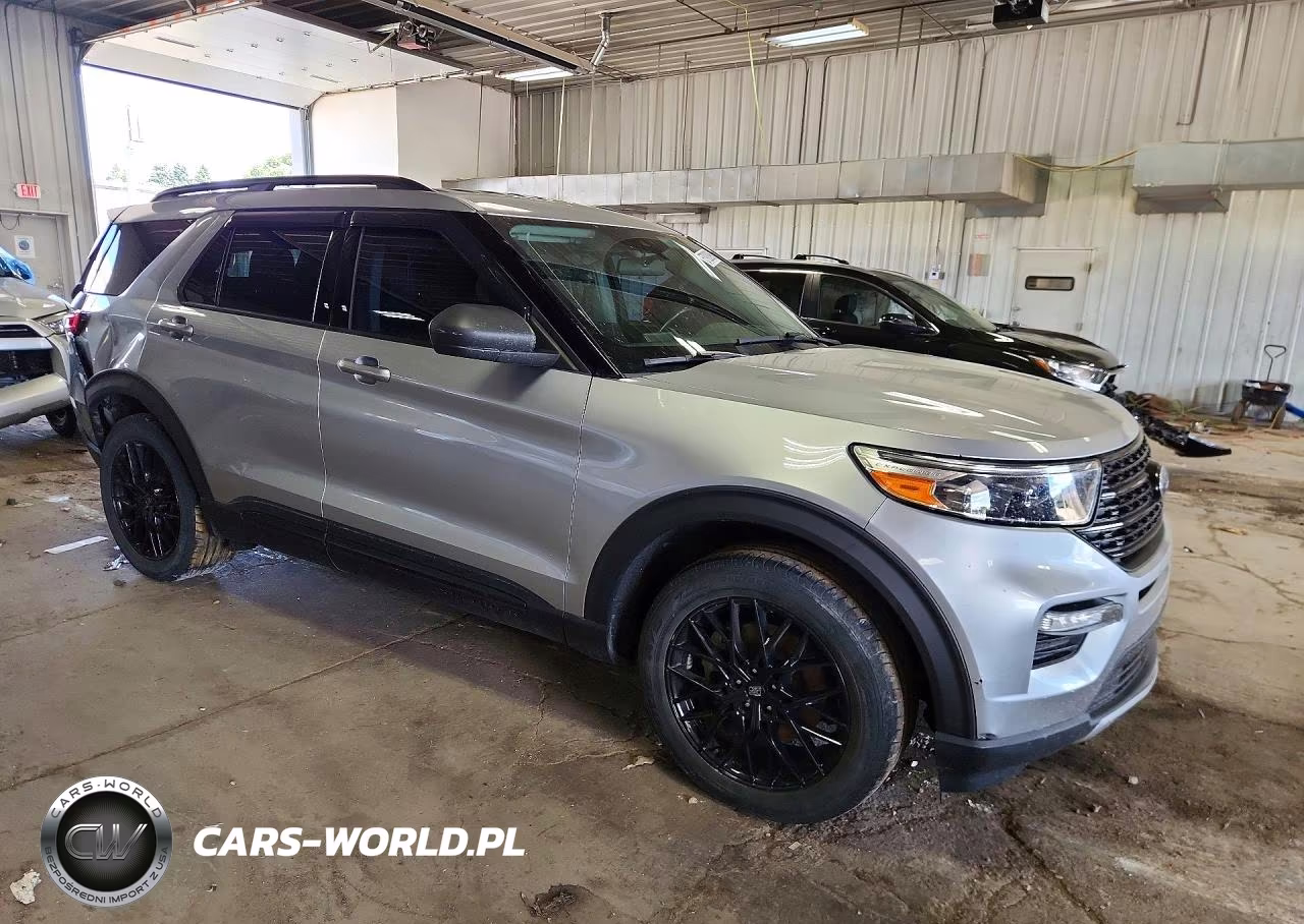 2020 Ford Explorer Xlt VIN:1FMSK8DHXLGC87291 - 4