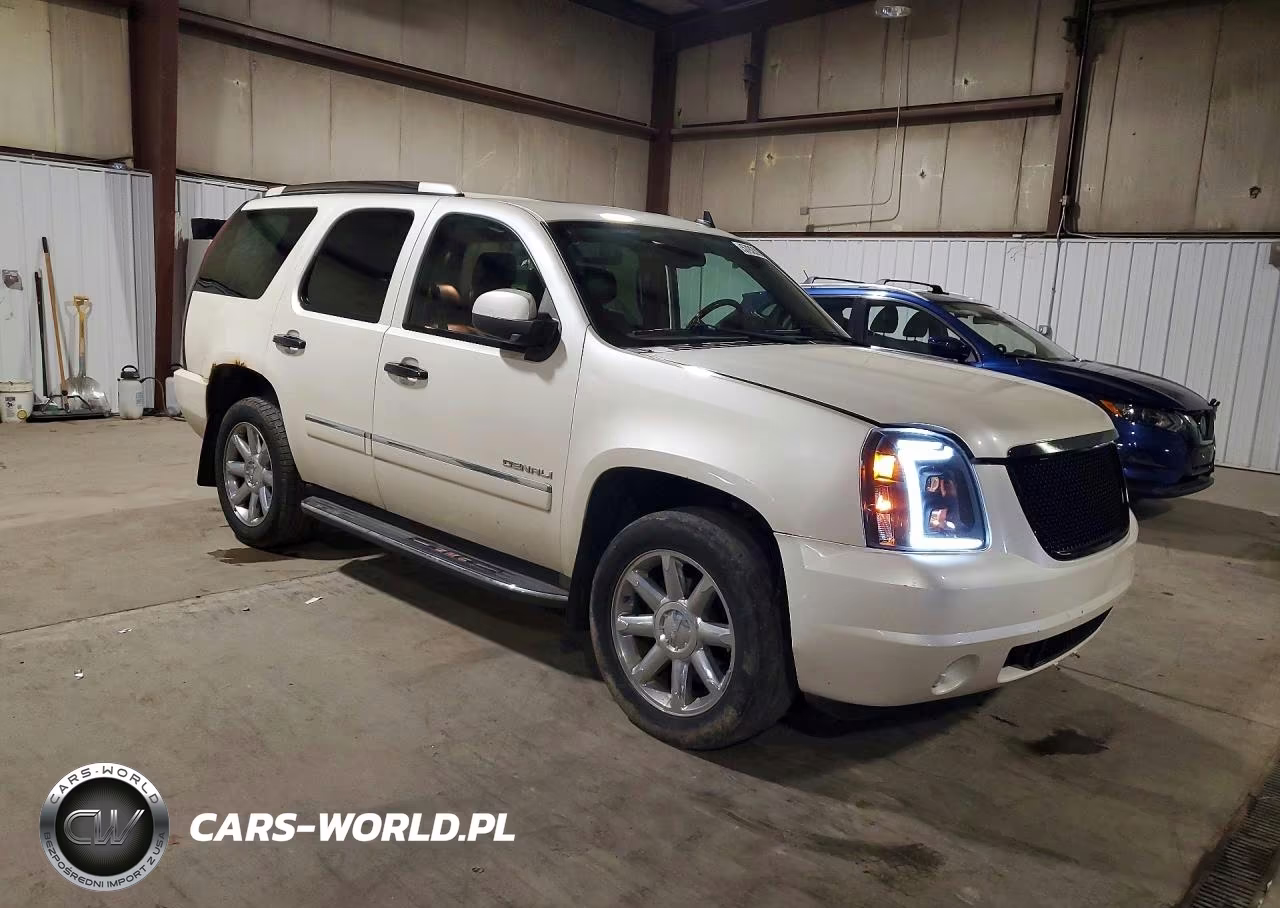 2011 GMC Yukon Denali VIN:1GKS2EEF4BR242676 - 4