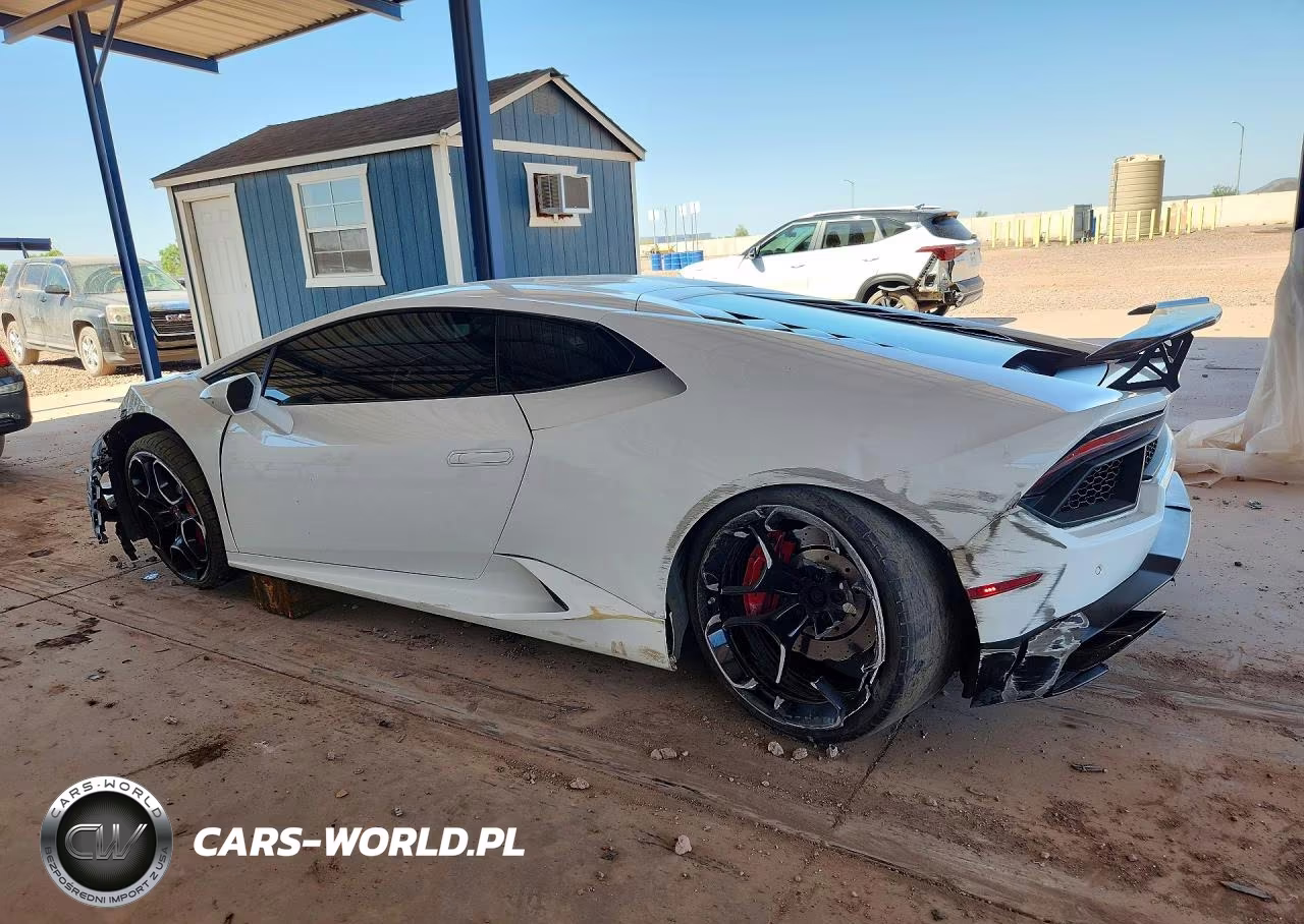 2018 Lamborghini Huracan VIN:ZHWUC2ZF3JLA10432 - 2
