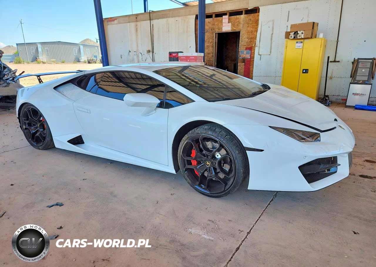 2018 Lamborghini Huracan VIN:ZHWUC2ZF3JLA10432 - 4
