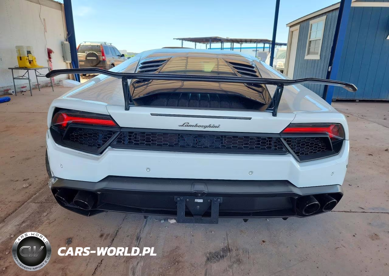 2018 Lamborghini Huracan VIN:ZHWUC2ZF3JLA10432 - 6