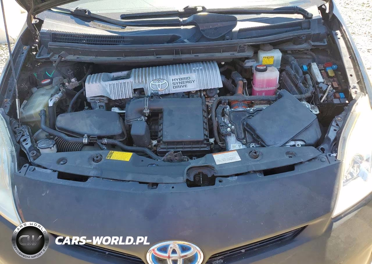 2015 Toyota Prius Two VIN:JTDKN3DU8F0446379 - 11