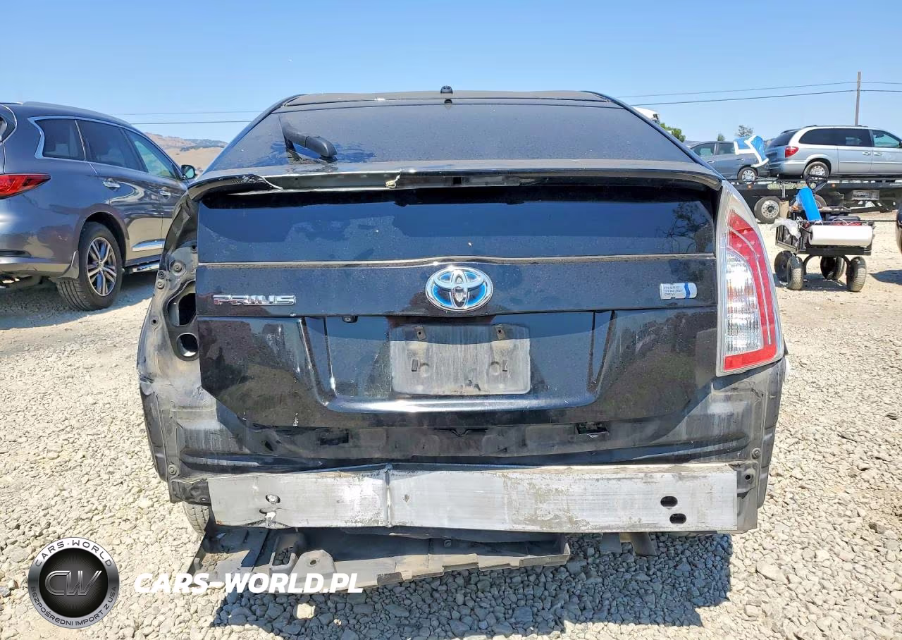 2015 Toyota Prius Two VIN:JTDKN3DU8F0446379 - 6