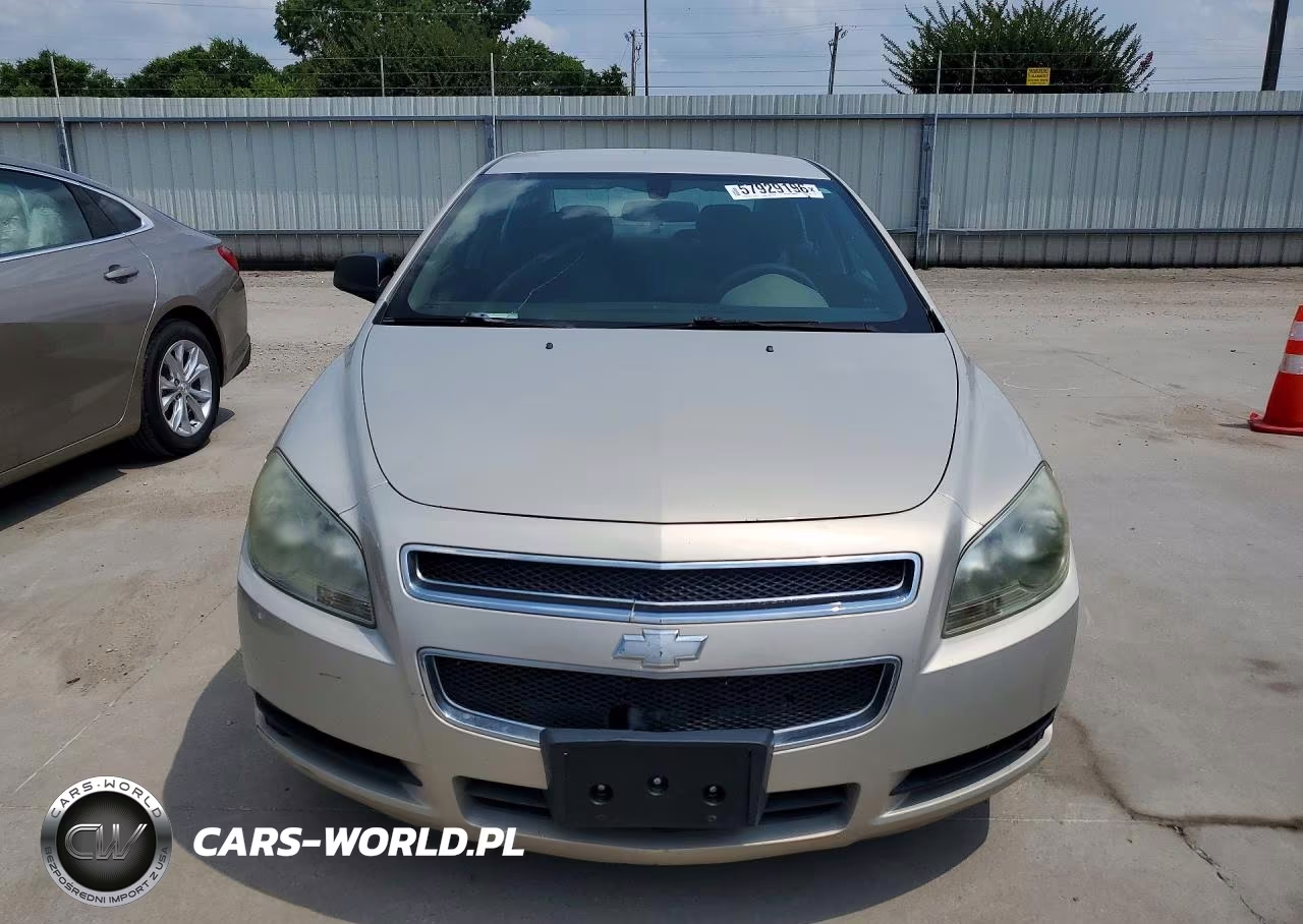 2010 Chevrolet Malibu Ls VIN:1G1ZA5EB2AF111992 - 5