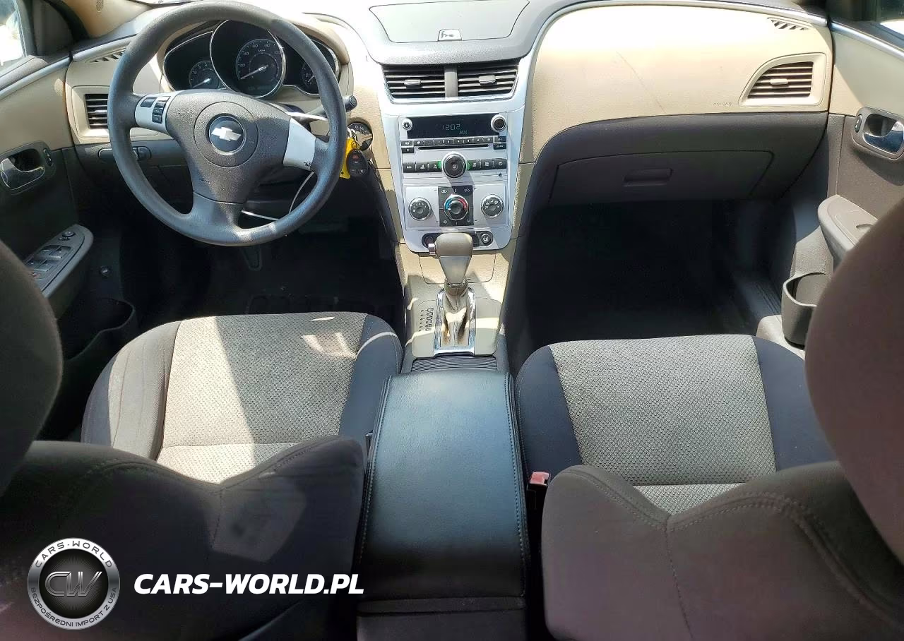 2010 Chevrolet Malibu Ls VIN:1G1ZA5EB2AF111992 - 8