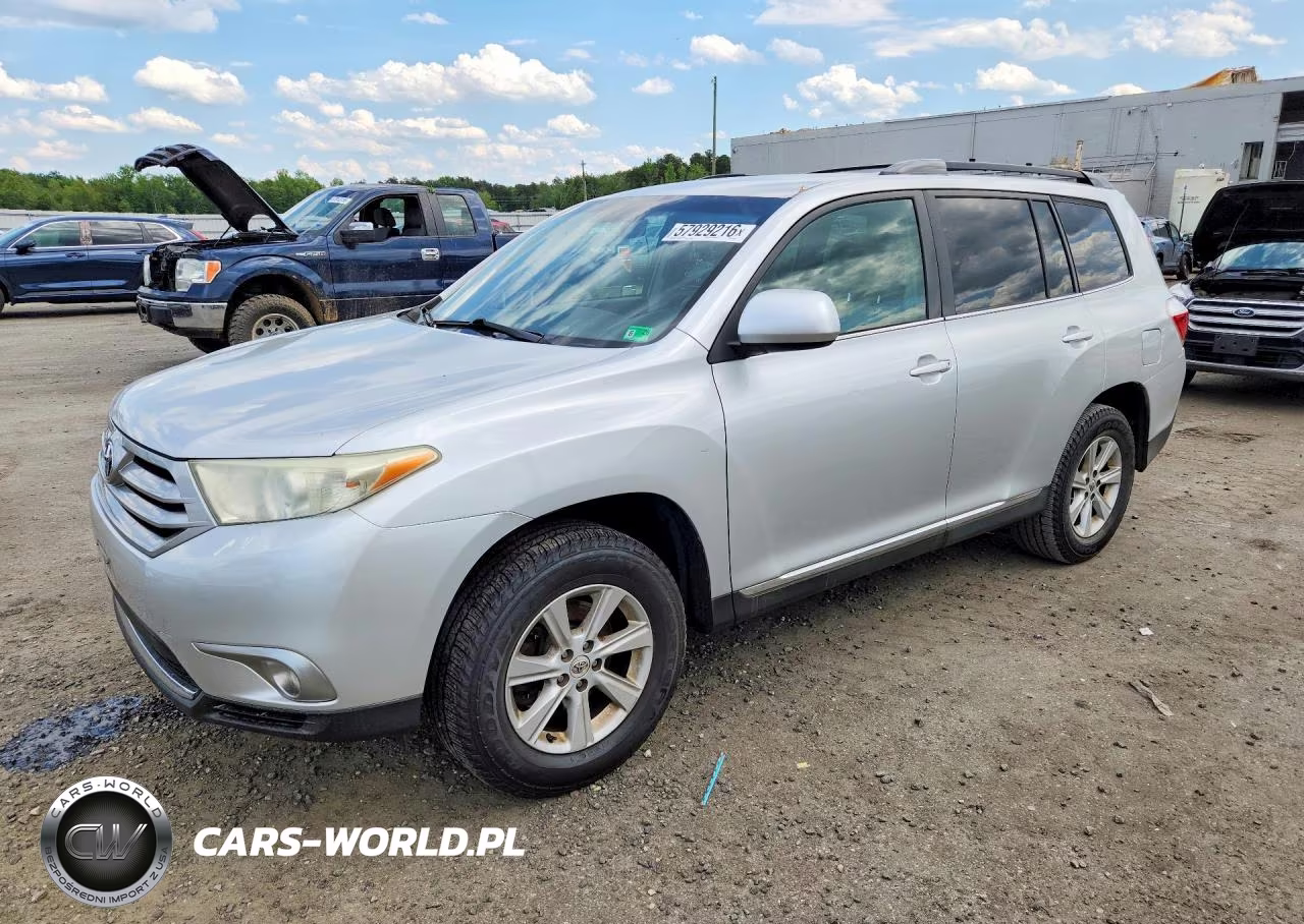 2011 Toyota Highlander Base