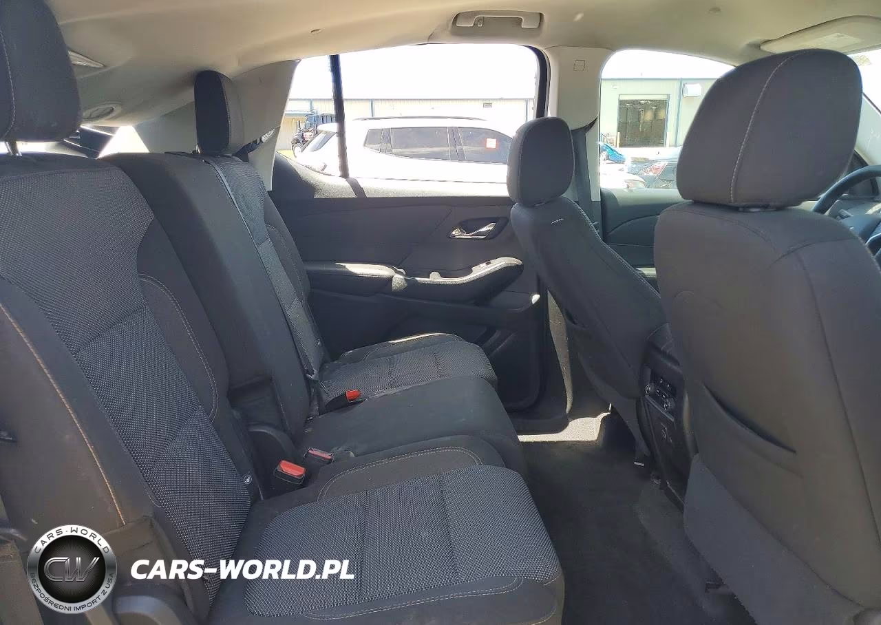 2018 Chevrolet Traverse Ls VIN:1GNEVFKW5JJ228879 - 10