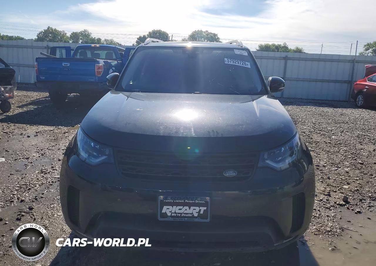 2017 Land Rover Discovery First Edition VIN:SALRTBBV4HA015246 - 5