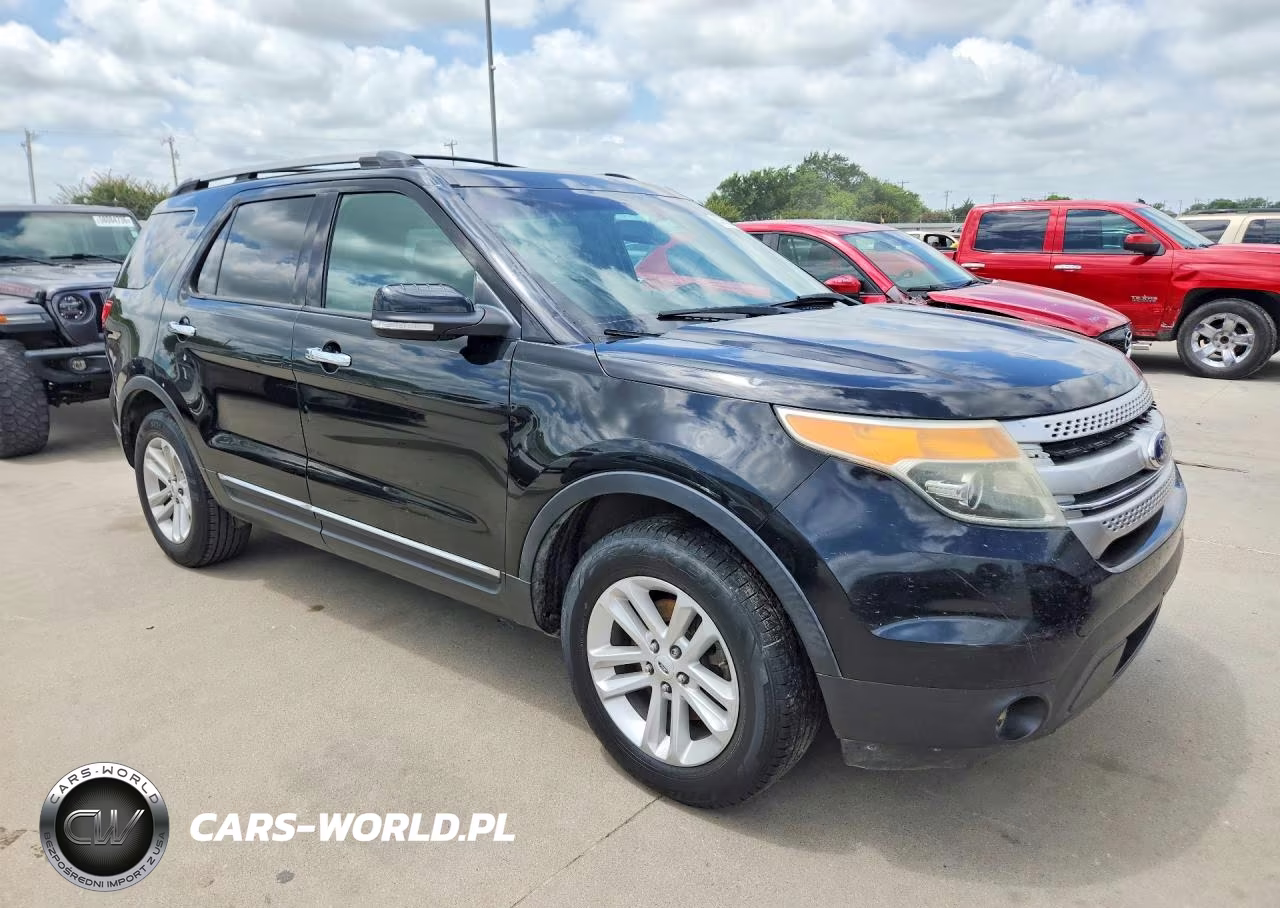 2012 Ford Explorer Xlt VIN:1FMHK7D98CGA47783 - 4