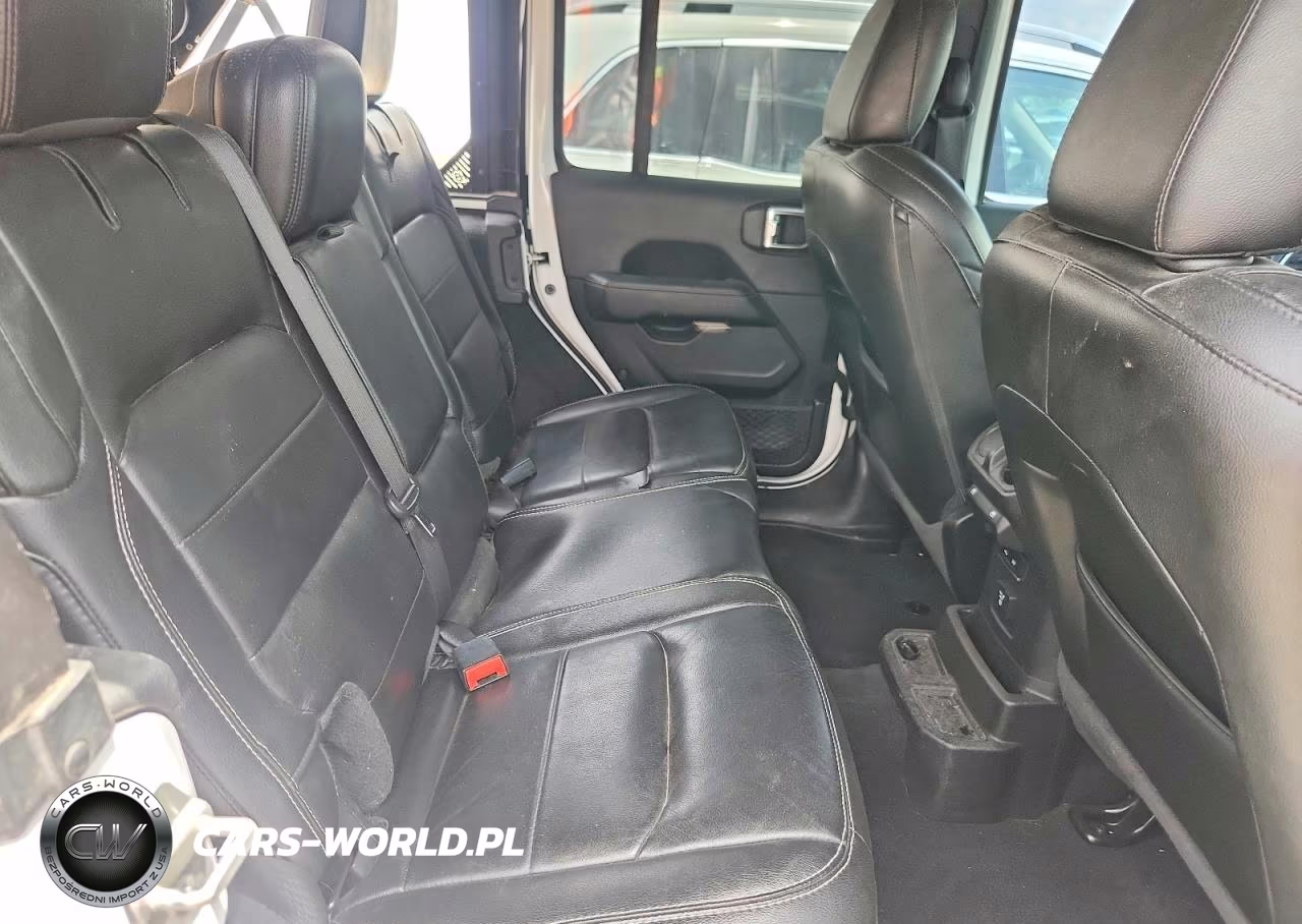 2020 JEEP WRANGLER UNLIMITED SAHARA 4X4 VIN:1C4HJXENXLW148851 - 10