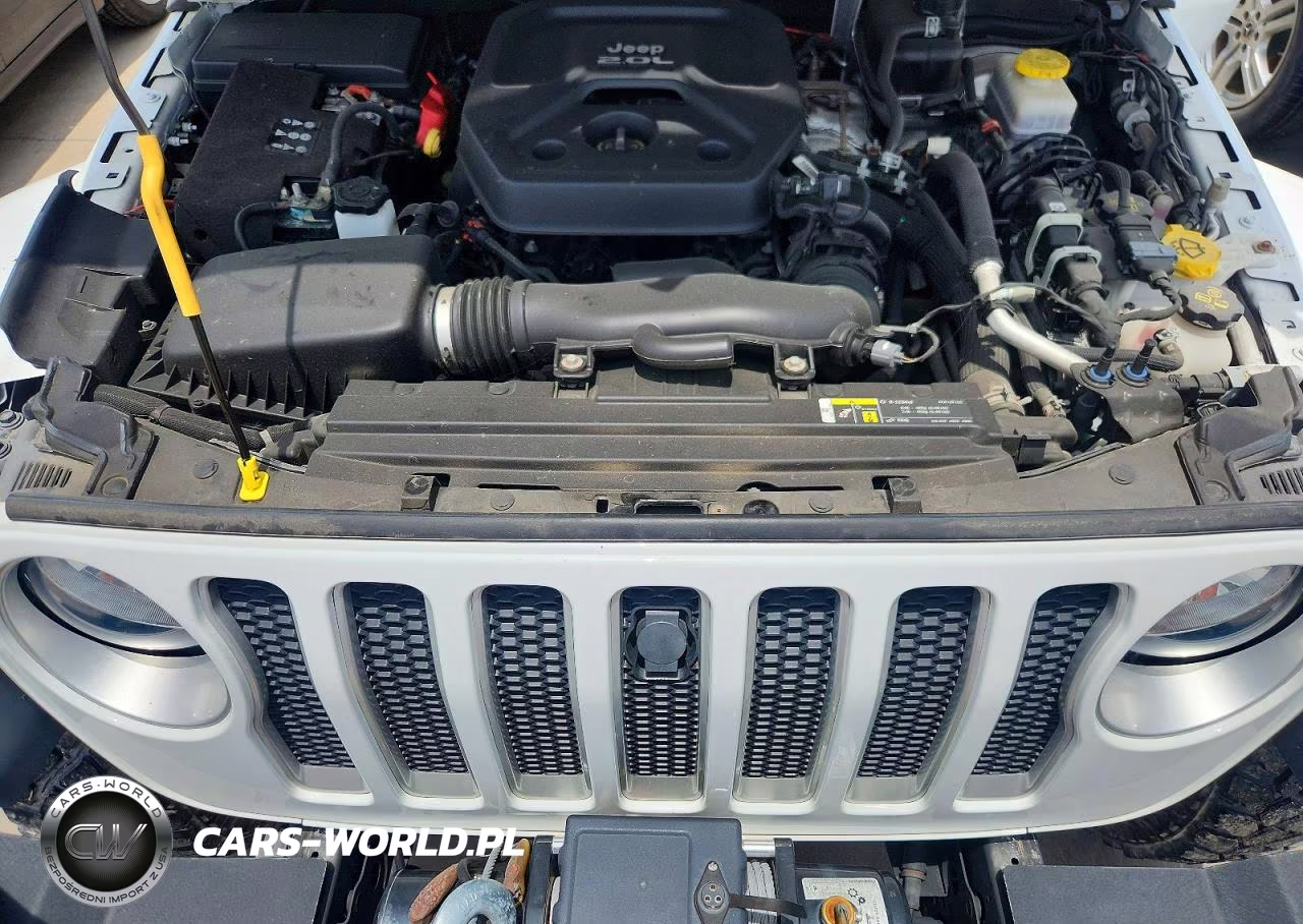 2020 JEEP WRANGLER UNLIMITED SAHARA 4X4 VIN:1C4HJXENXLW148851 - 11