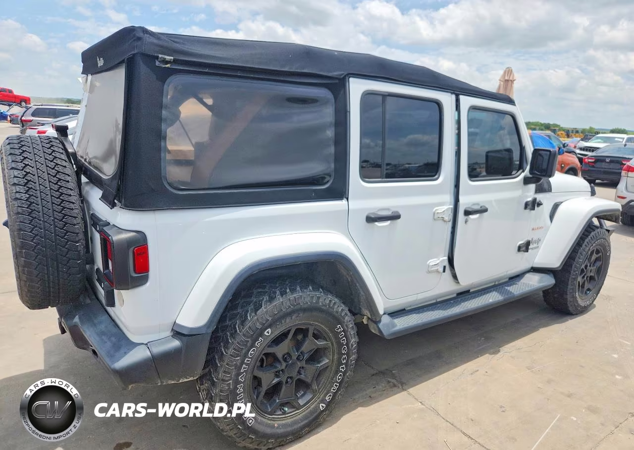 2020 JEEP WRANGLER UNLIMITED SAHARA 4X4 VIN:1C4HJXENXLW148851 - 3