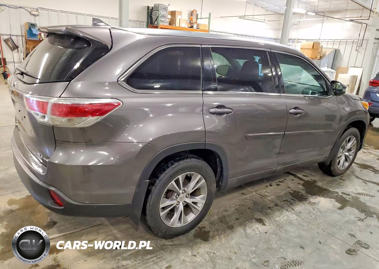 2014 Toyota Highlander Xle VIN:5TDJKRFH7ES065402 - 3