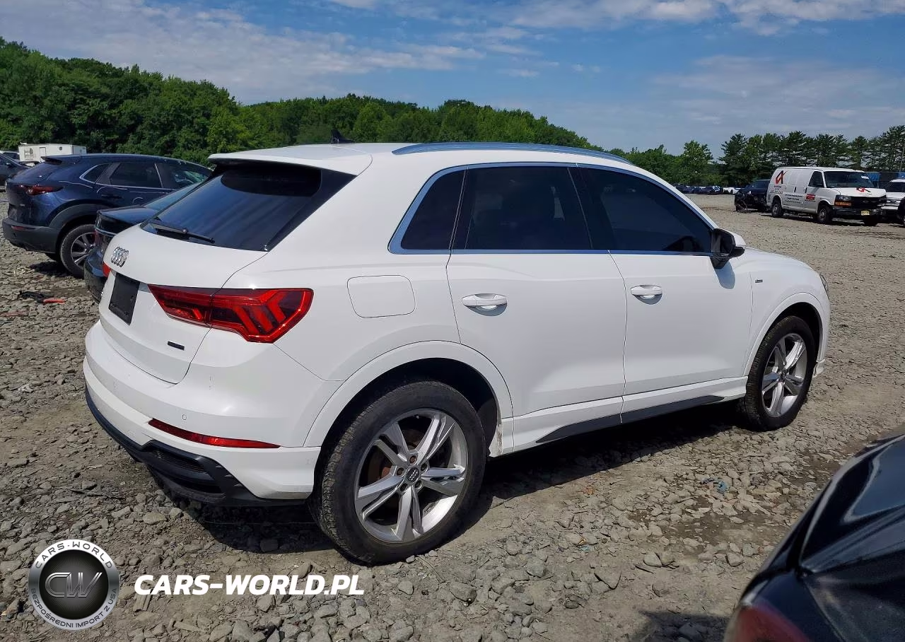 2020 Audi Q3 Premium Plus S-Line VIN:WA1EECF32L1075849 - 3