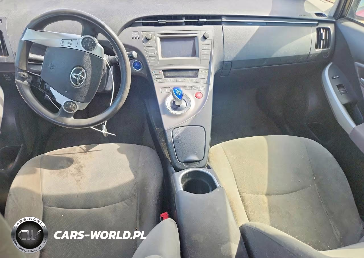 2012 Toyota Prius Two VIN:JTDKN3DU3C1549442 - 8