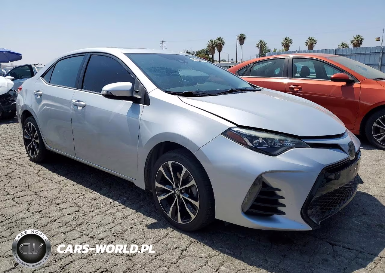 2017 Toyota Corolla Se VIN:5YFBURHE3HP594005 - 4