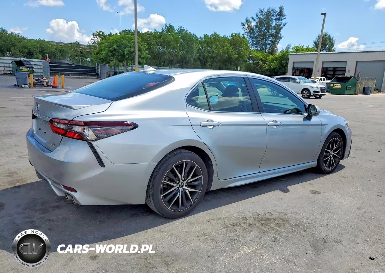 2023 Toyota Camry Se VIN:4T1G11AK5PU832062 - 3