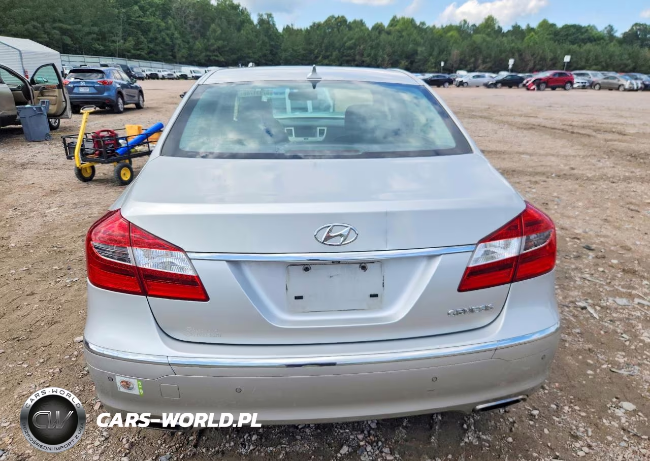 2013 Hyundai Genesis 3.8L VIN:KMHGC4DDXDU233758 - 6