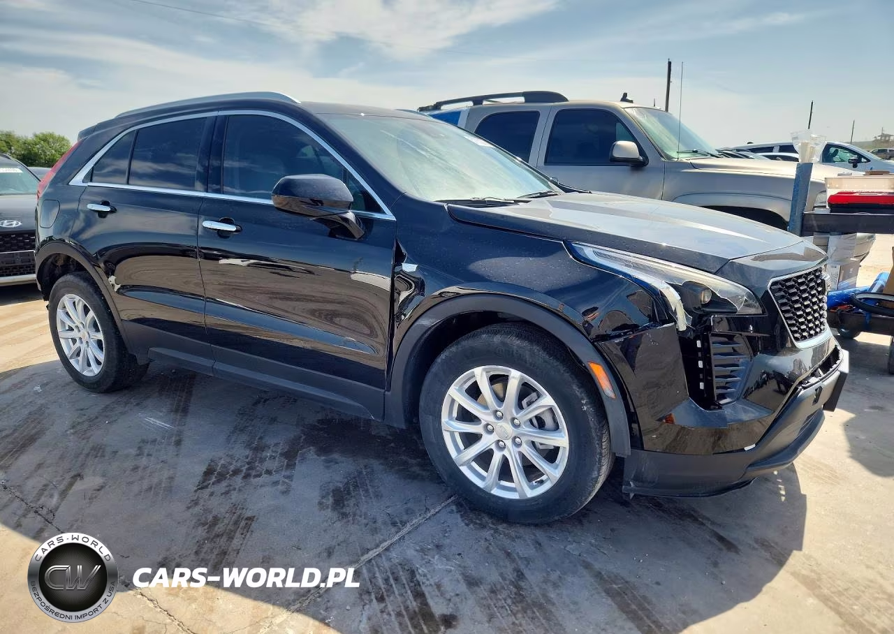 2023 Cadillac Xt4 Luxury VIN:1GYAZAR42PF102696 - 4