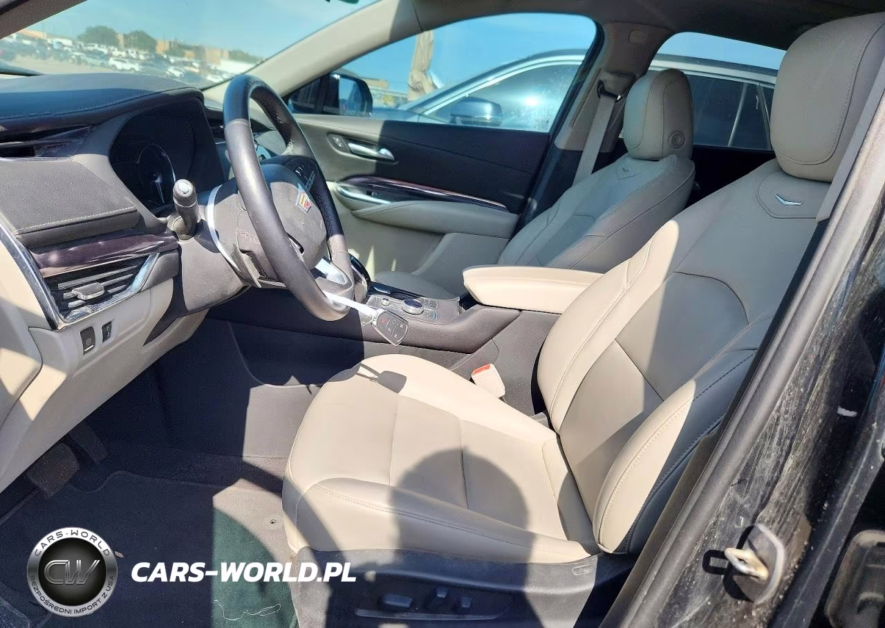 2023 Cadillac Xt4 Luxury VIN:1GYAZAR42PF102696 - 7
