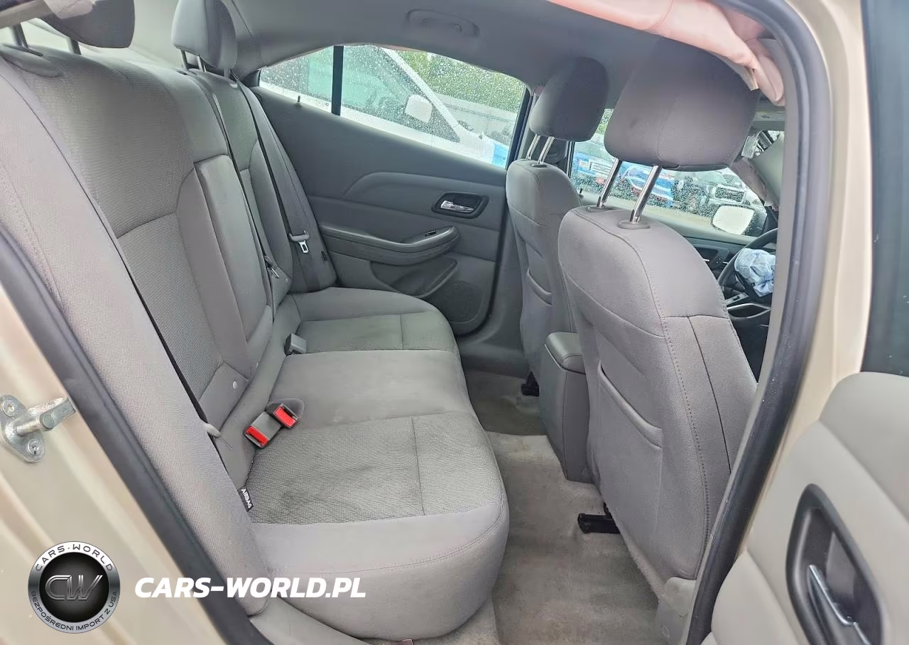 2014 Chevrolet Malibu Ls VIN:1G11B5SL4EF289402 - 10