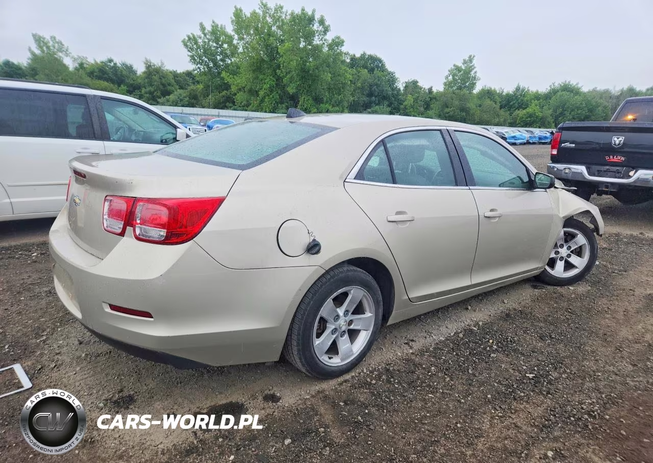 2014 Chevrolet Malibu Ls VIN:1G11B5SL4EF289402 - 3