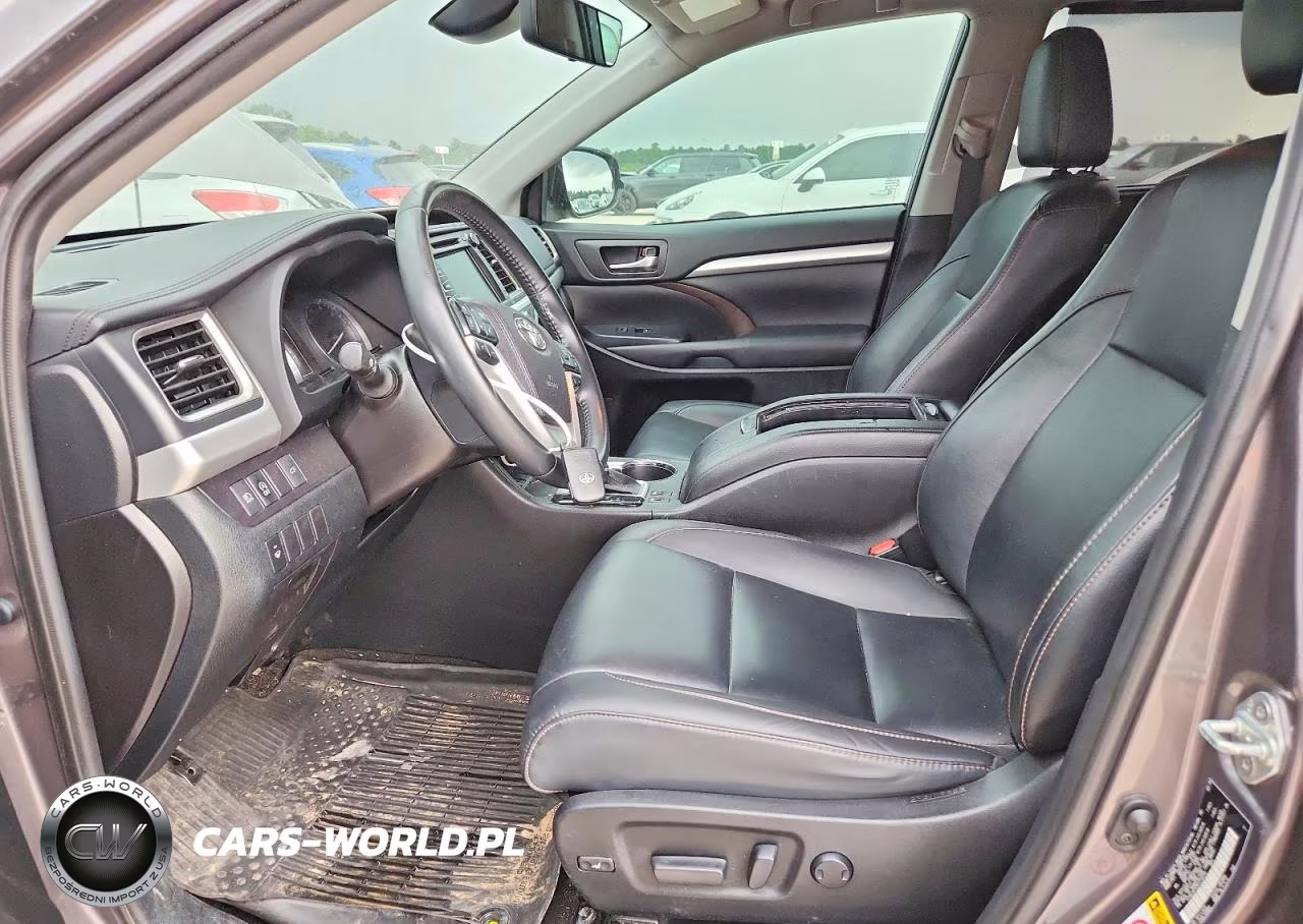2019 Toyota Highlander Xle VIN:5TDKZRFH2KS318315 - 7