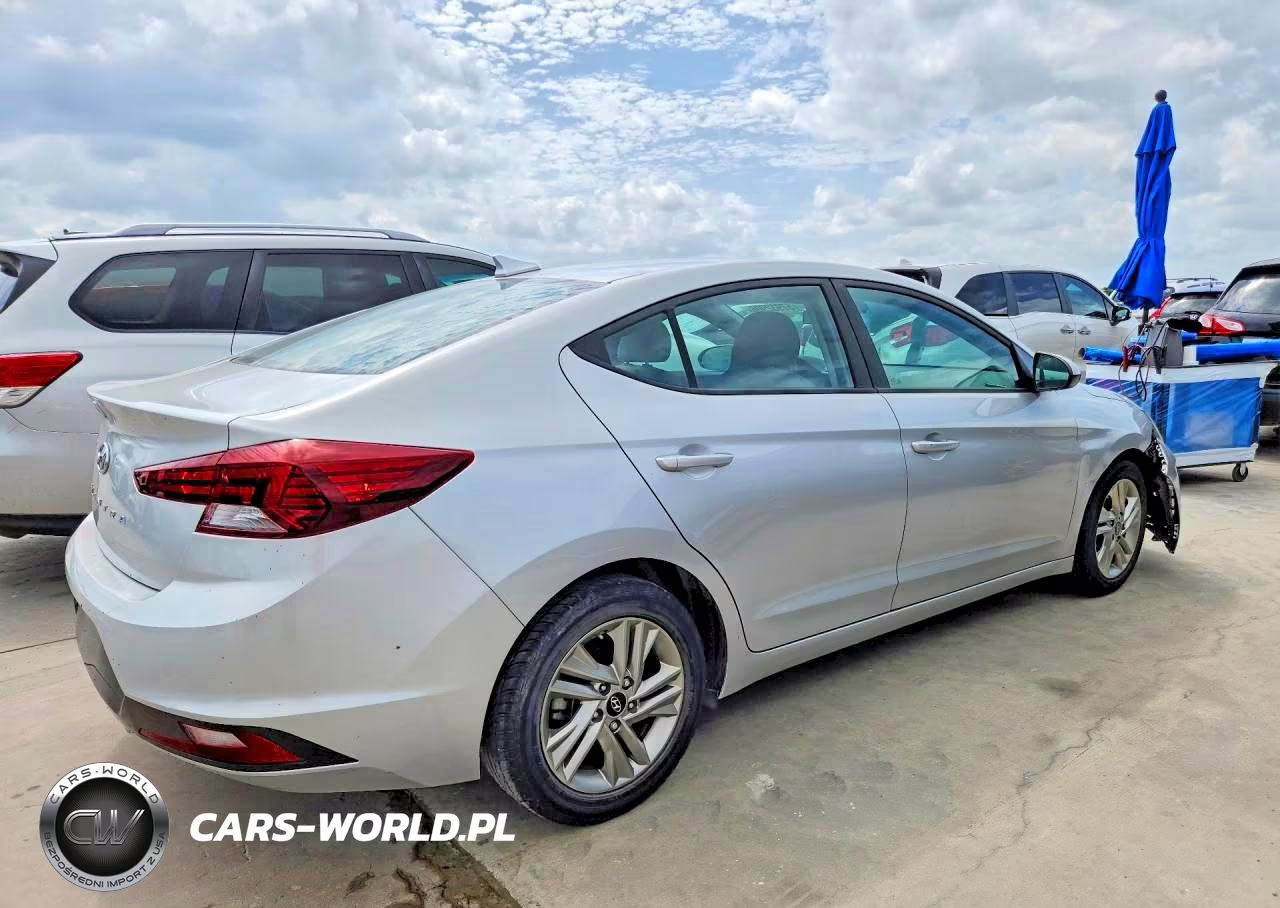 2020 Hyundai Elantra Sel VIN:5NPD84LF8LH525820 - 3