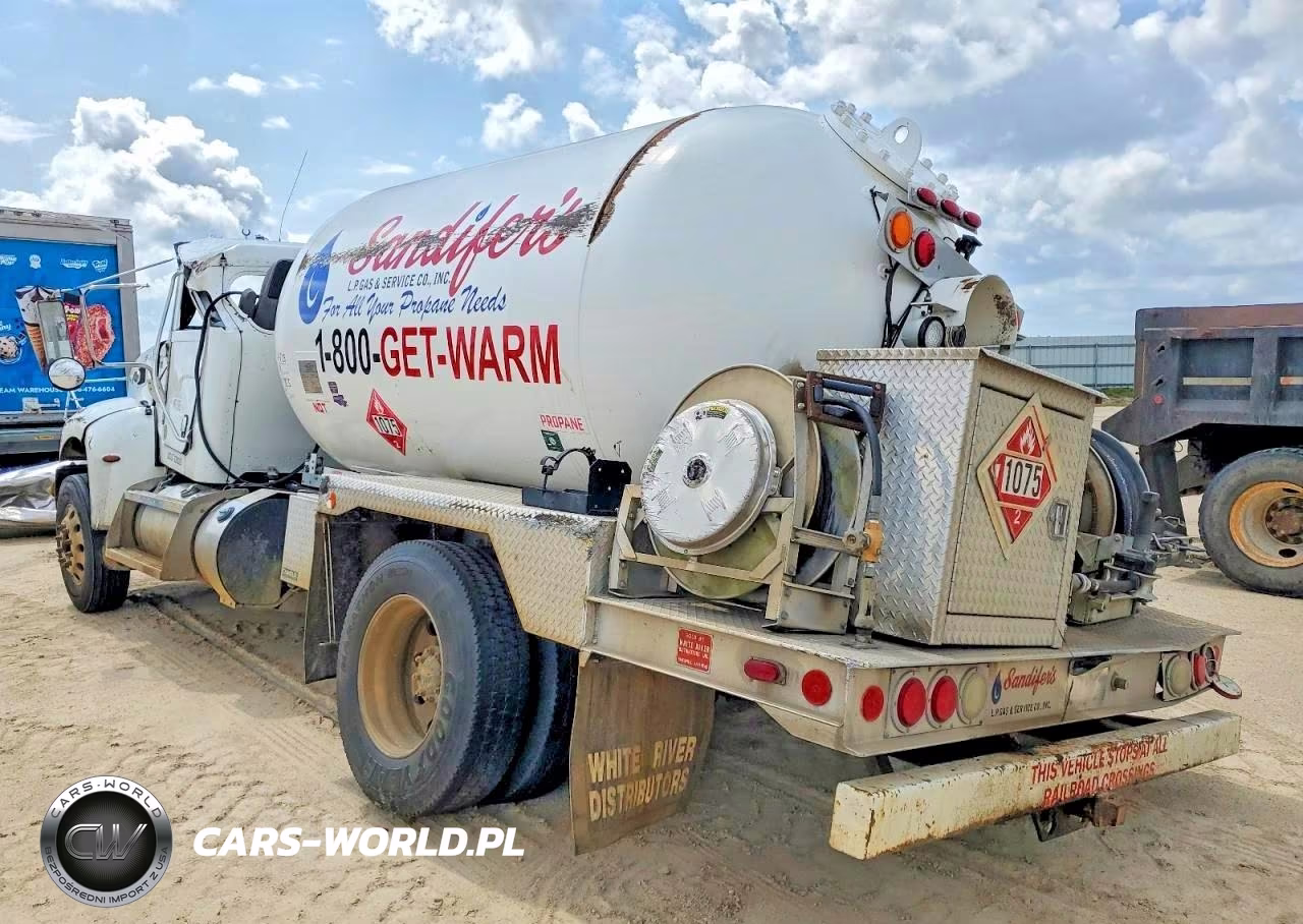 2019 Peterbilt 337 Vacuum Truck VIN:2NP2HM7X6KM415060 - 3