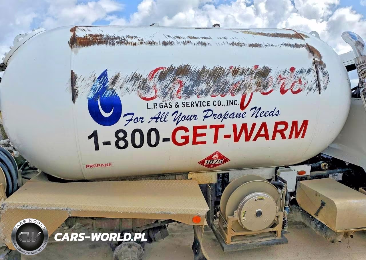 2019 Peterbilt 337 Vacuum Truck VIN:2NP2HM7X6KM415060 - 6
