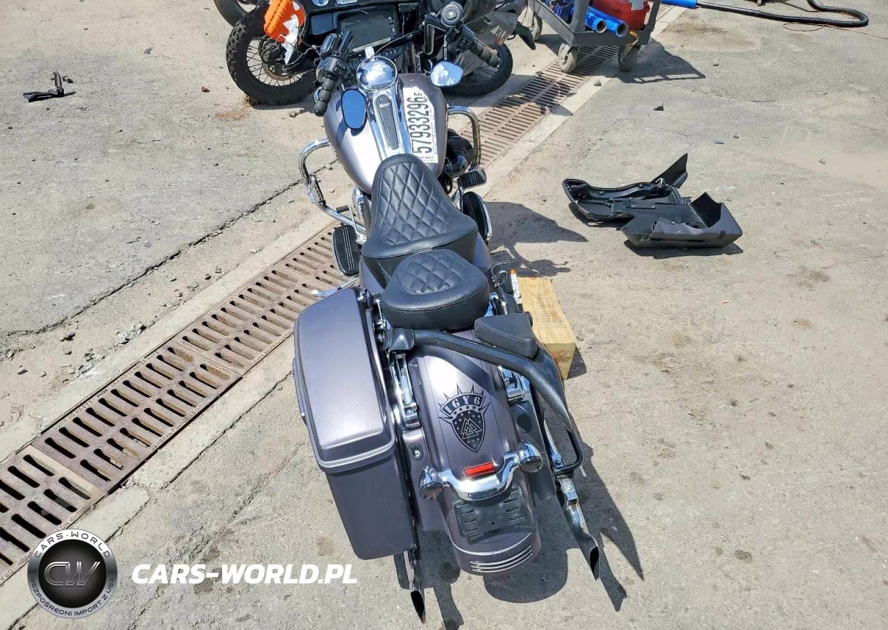 2016 Harley-Davidson Flhxs Street Glide Special VIN:1HD1KRM10GB676161 - 6
