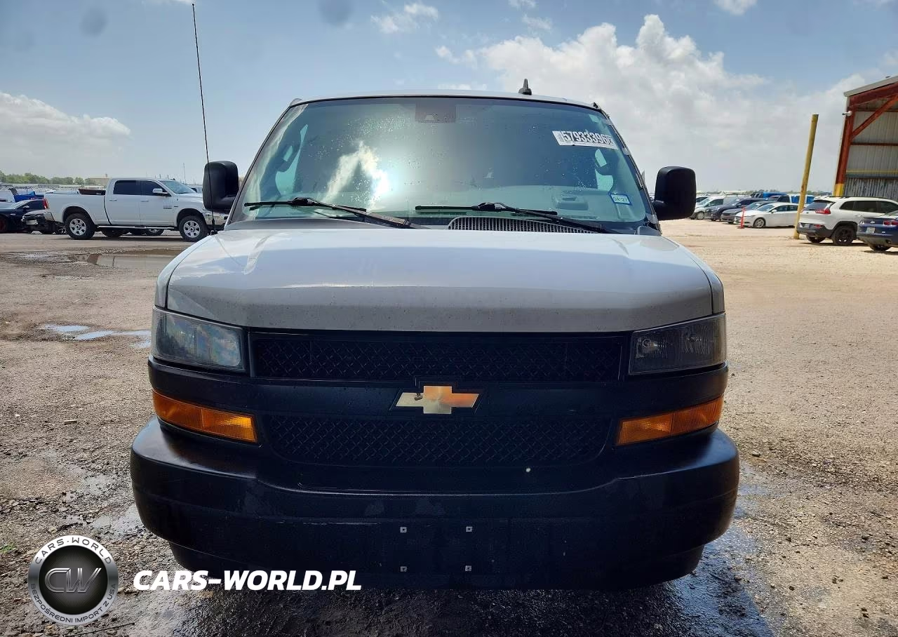 2022 Chevrolet Express G2500 VIN:1GCWGAFP3N1138617 - 5