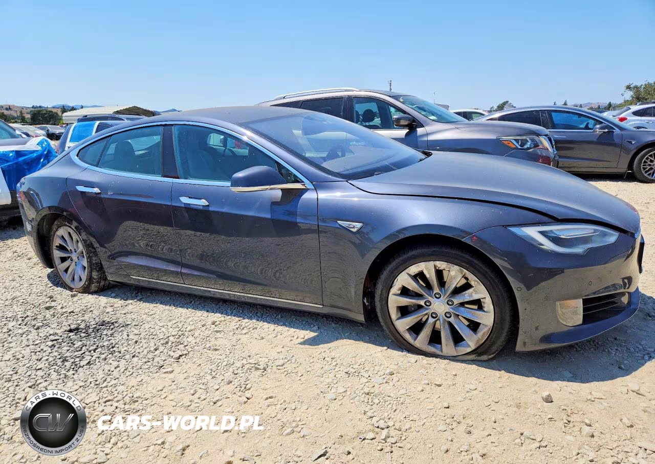 2016 Tesla Model S VIN:5YJSA1E19GF151329 - 4