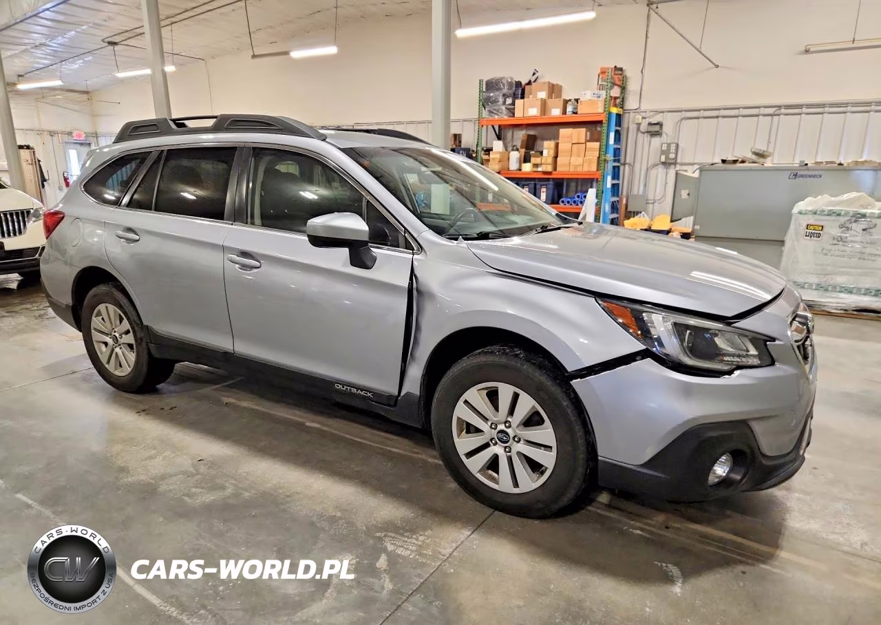 2019 Subaru Outback 2.5I Premium VIN:4S4BSAFC0K3331734 - 4