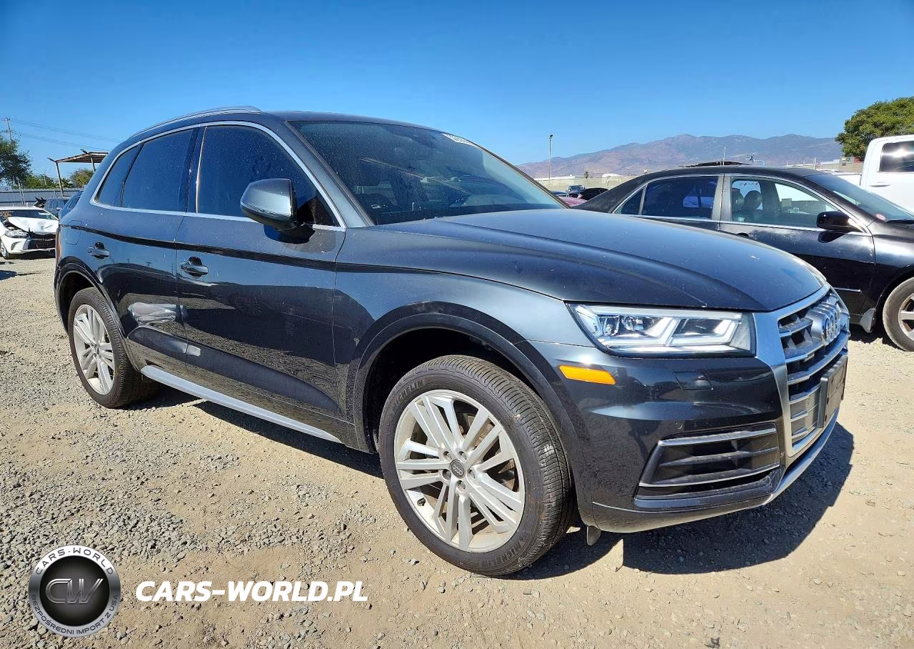 2018 Audi Q5 Premium Plus VIN:WA1BNAFY3J2214610 - 4