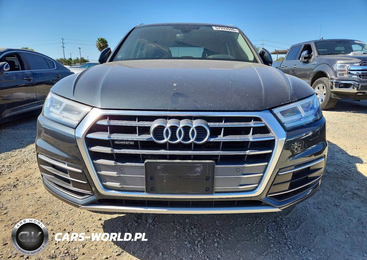 2018 Audi Q5 Premium Plus VIN:WA1BNAFY3J2214610 - 5