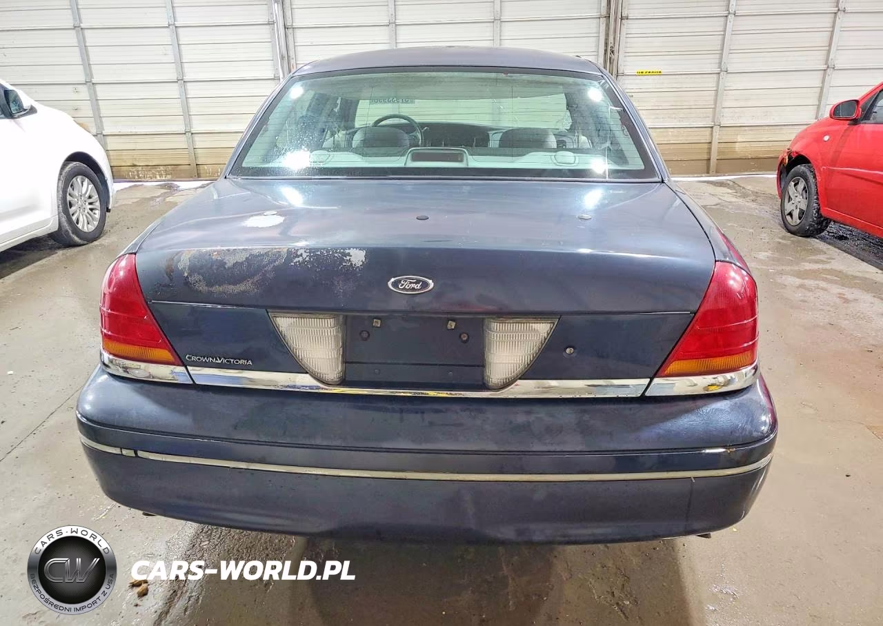 2001 Ford Crown Victoria Police Interceptor VIN:2FAFP71W81X202109 - 6