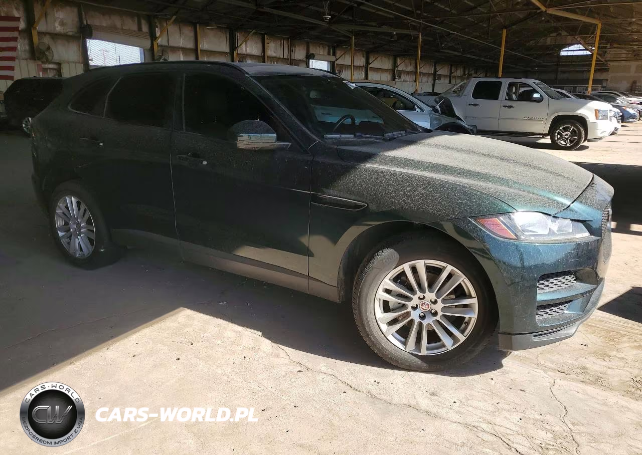 2018 Jaguar F-Pace Prestige VIN:SADCK2FN1JA254144 - 4