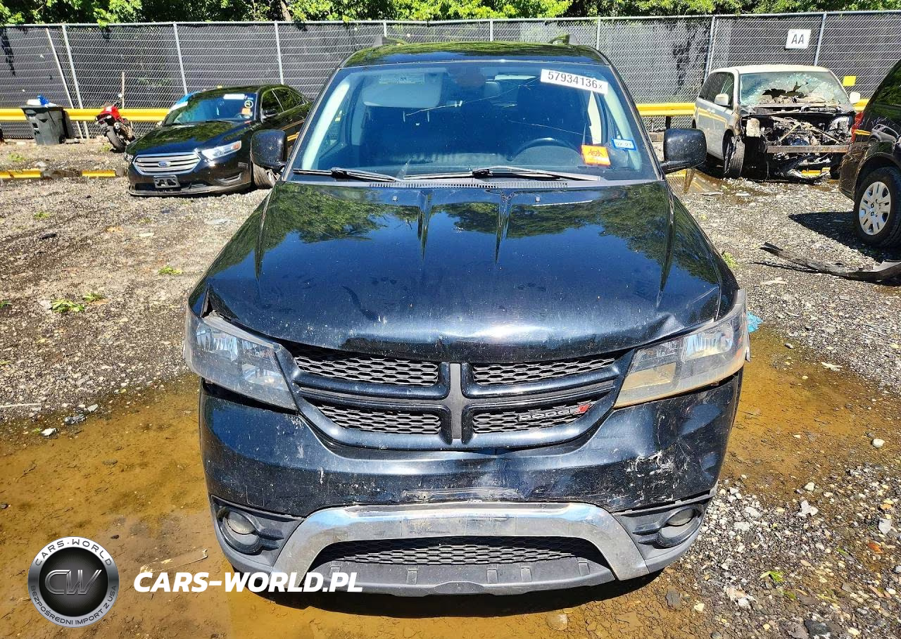2019 Dodge Journey Crossroad VIN:3C4PDCGG8KT716707 - 5
