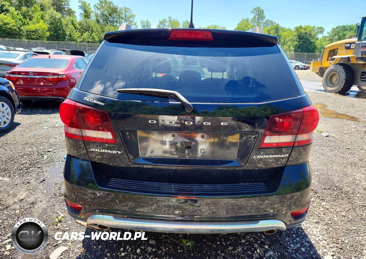 2019 Dodge Journey Crossroad VIN:3C4PDCGG8KT716707 - 6