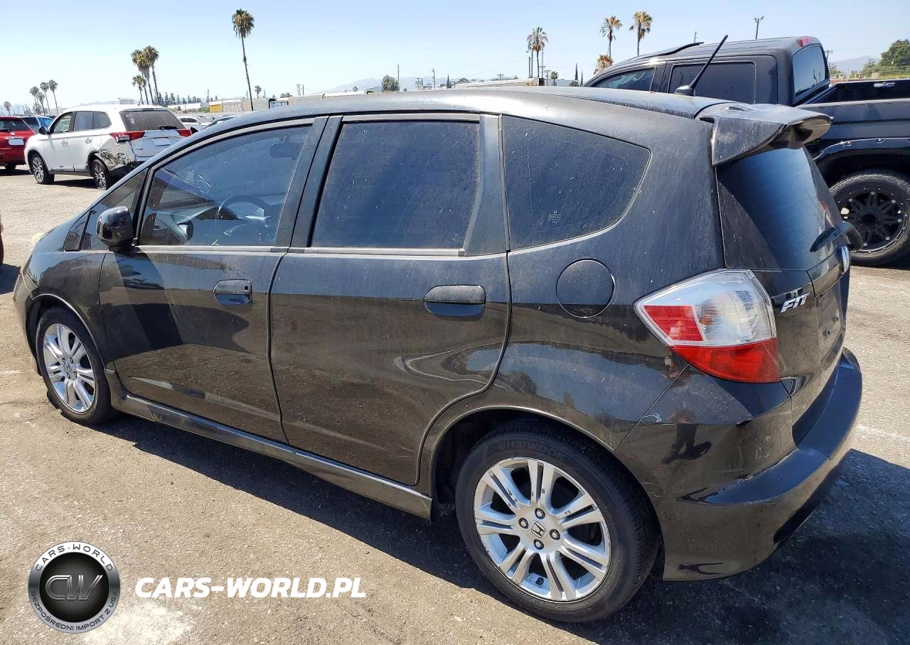 2011 Honda Fit Sport VIN:JHMGE8H53BC004574 - 2