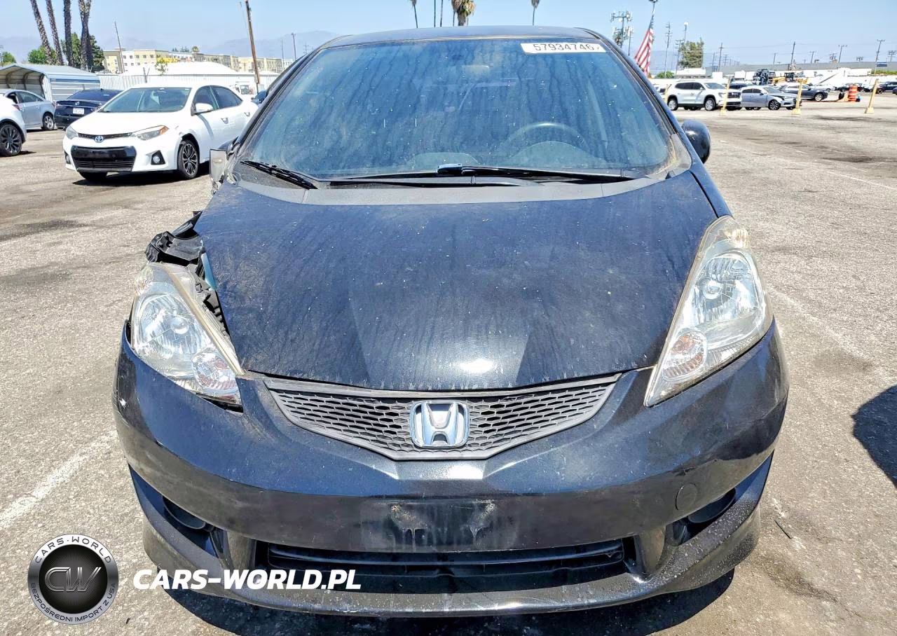 2011 Honda Fit Sport VIN:JHMGE8H53BC004574 - 5